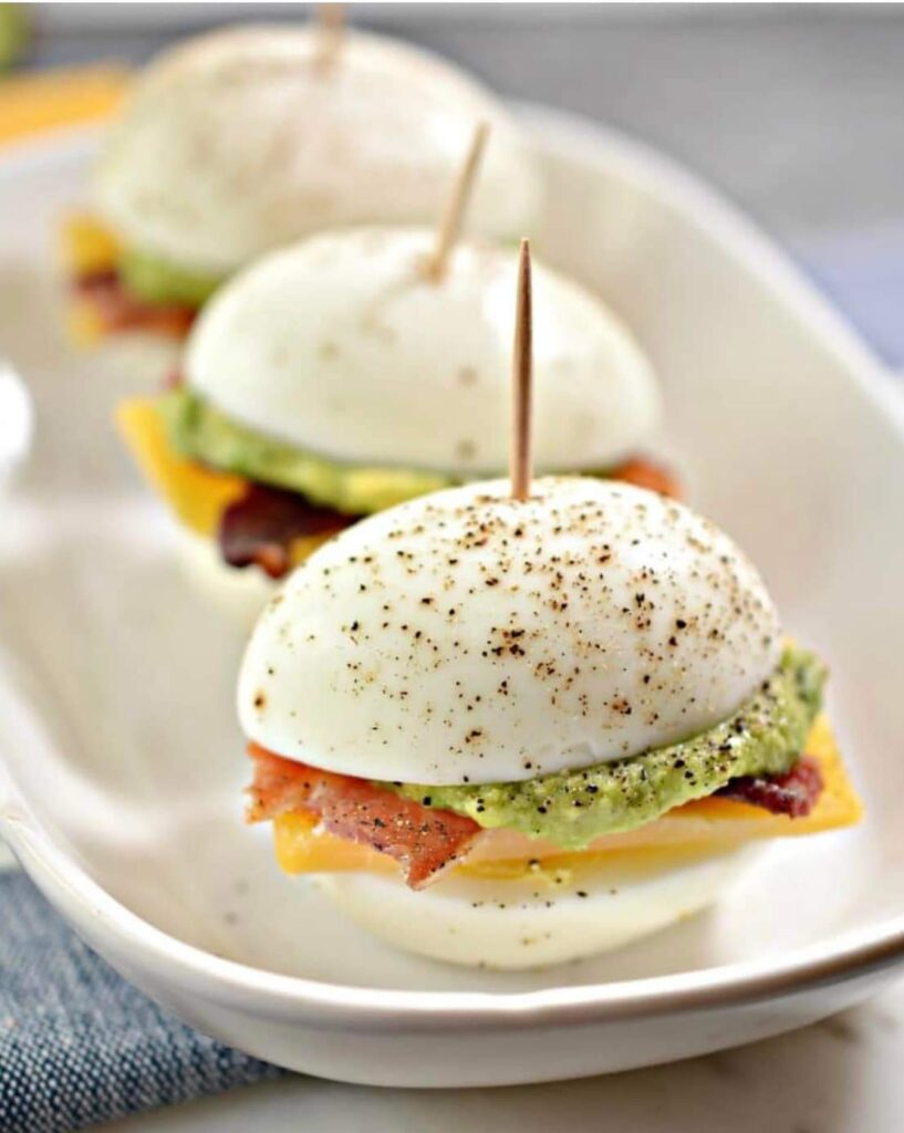 Keto Bacon, egg, & cheese sliders