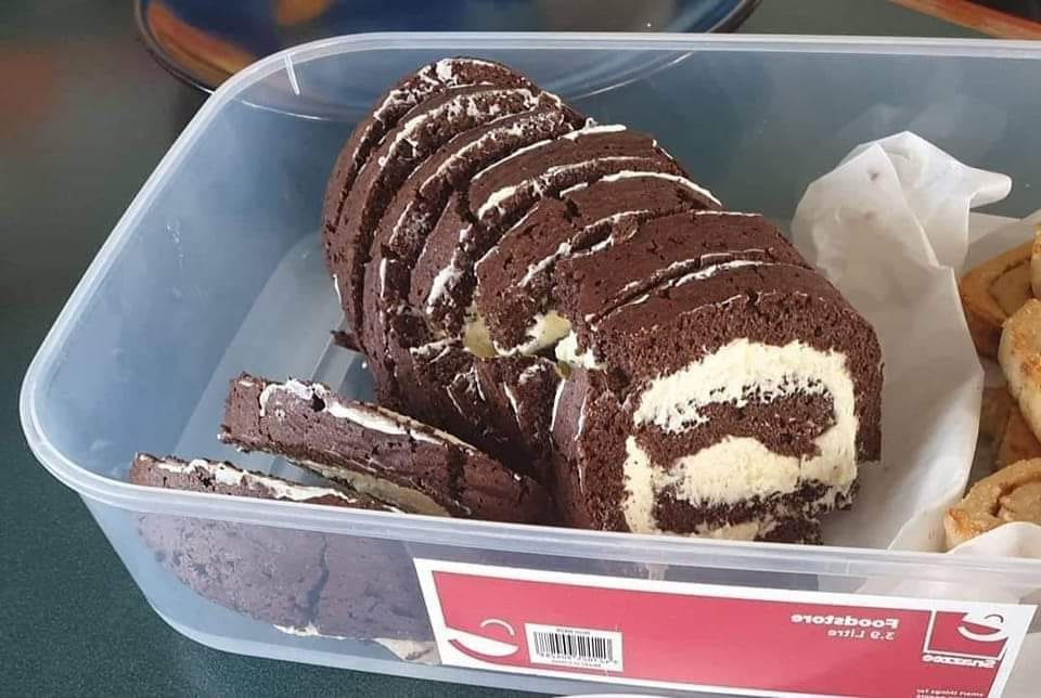 low carb chocolate roll cake