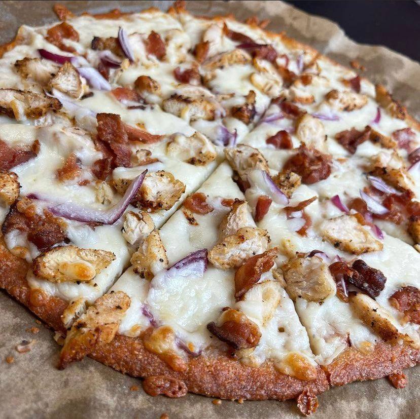 W,WW,WSkinny Chicken Alfredo Pizza