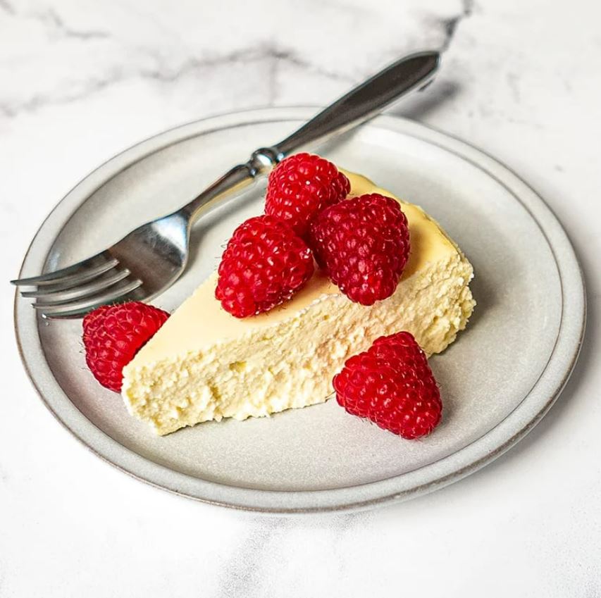 Crustless vanilla cheesecake