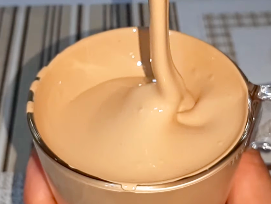 Keto-Friendly Coffee Cream with 3 Ingredients