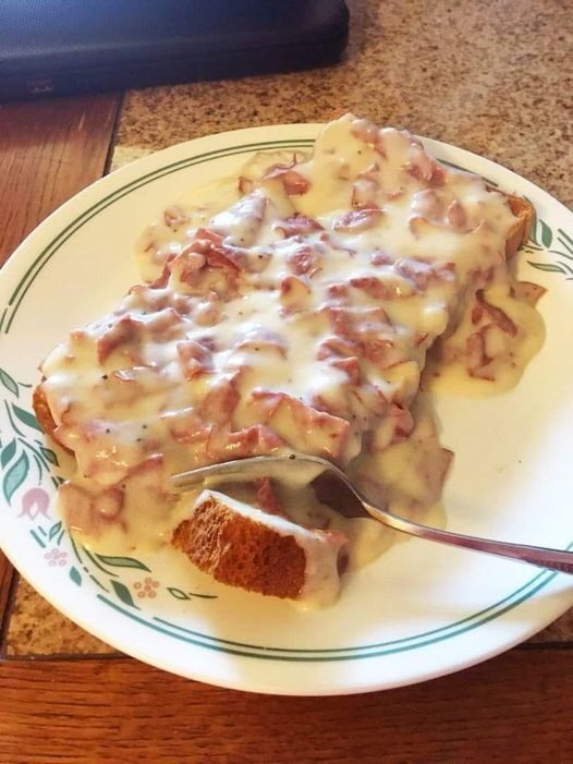 Keto Creamed Chipped Beef Recipe