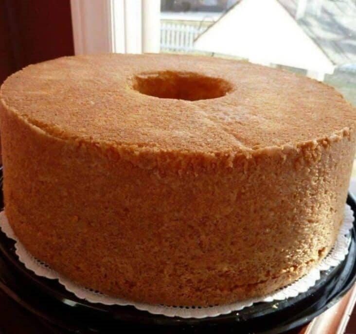 Old Fashioned Sour Cream Pound Cake