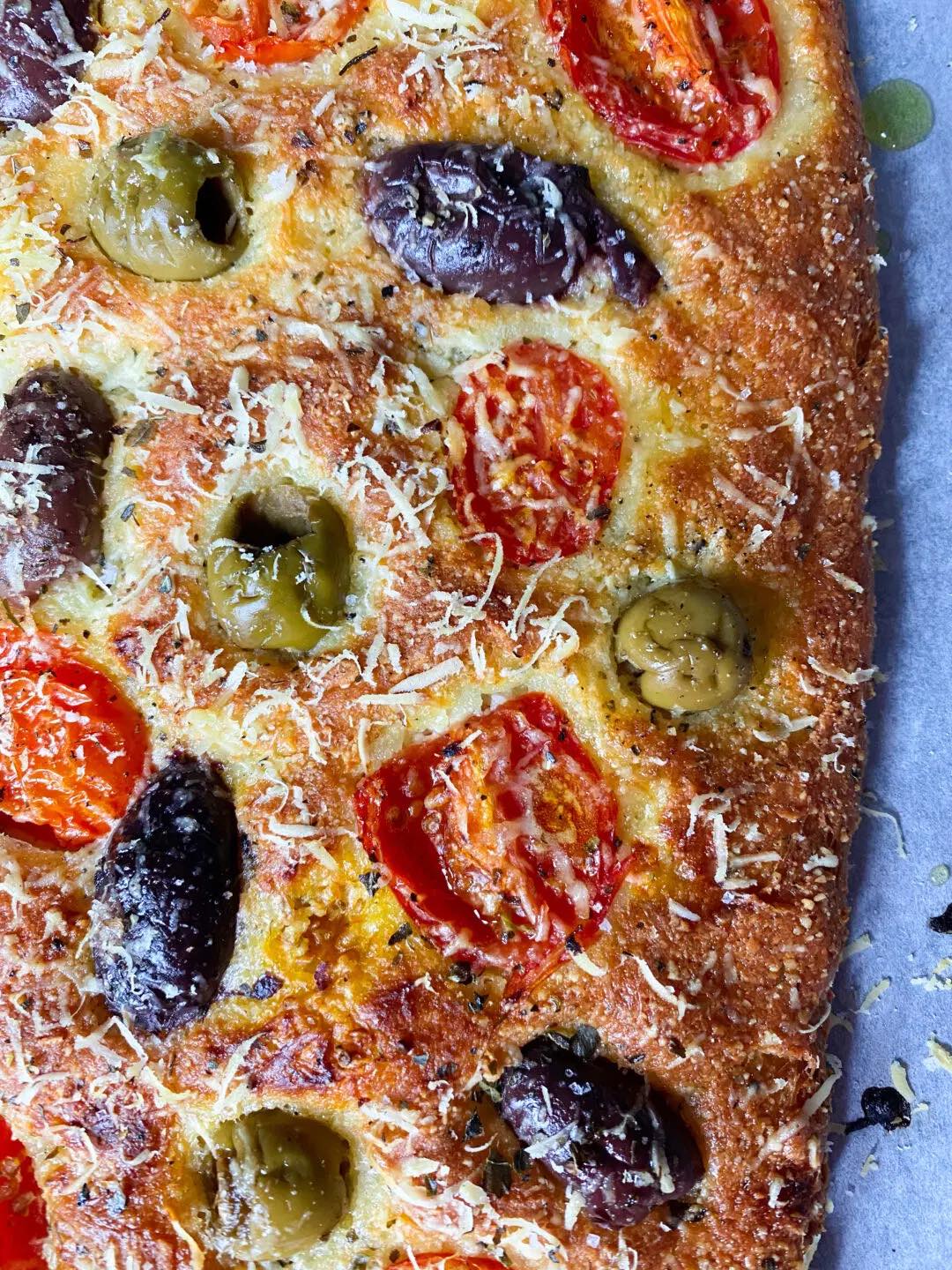 KETO FATHEAD FOCACCIA WITH OLIVES AND TOMATOES