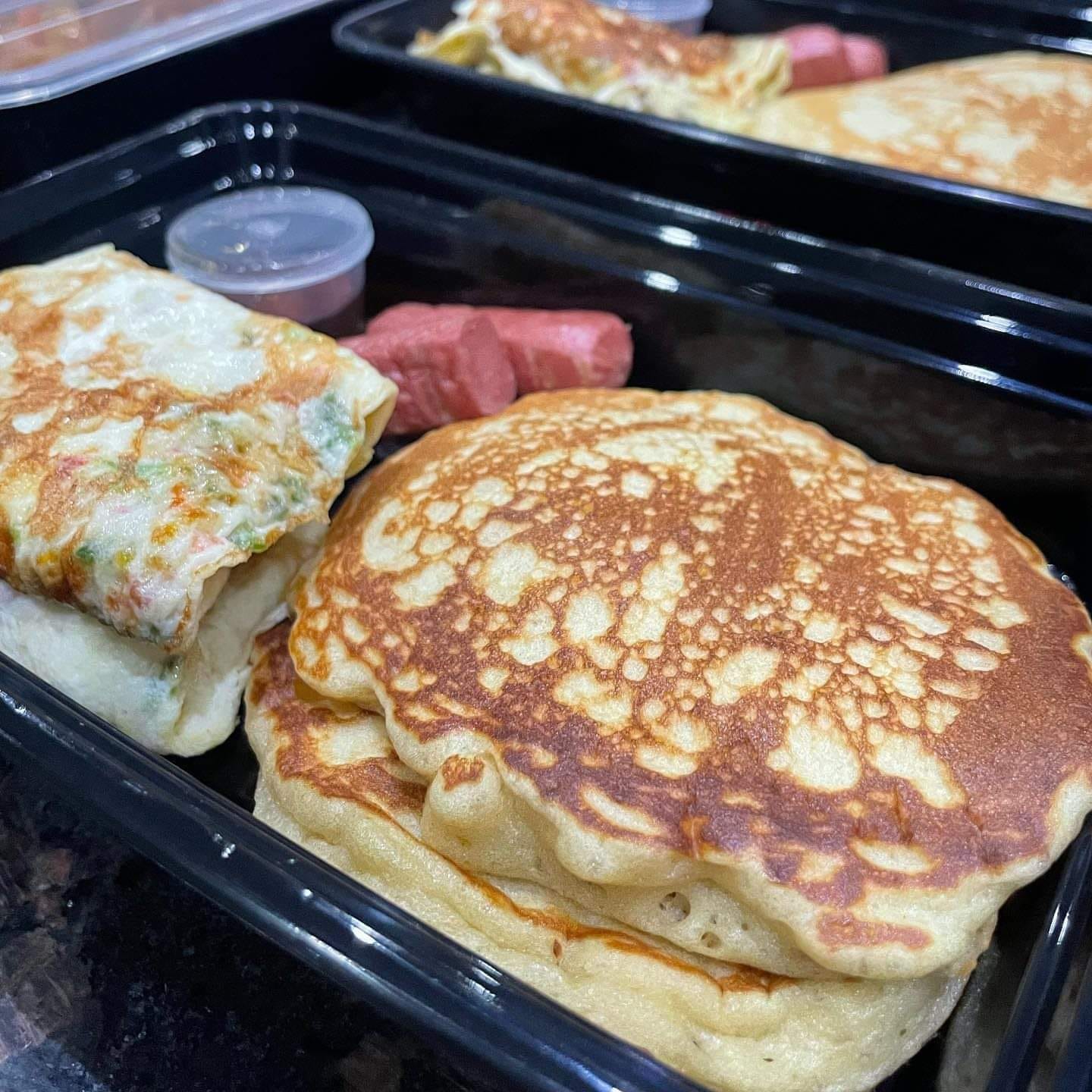 Keto pancakes with 4 ingredients