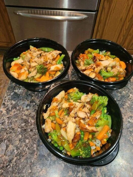 Zero point chicken stir fry bowls.