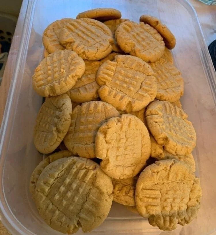 One Point Peanut Butter Cookies