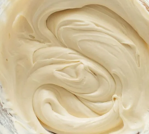 Skinny Vanilla Cream Cheese Frosting