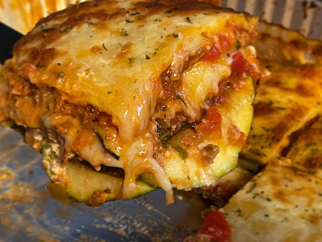 Keto zucchini ravioli casserole