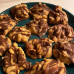 KETO WHITE CHOCOLATE PEANUT BUTTER NUT CLUSTERS