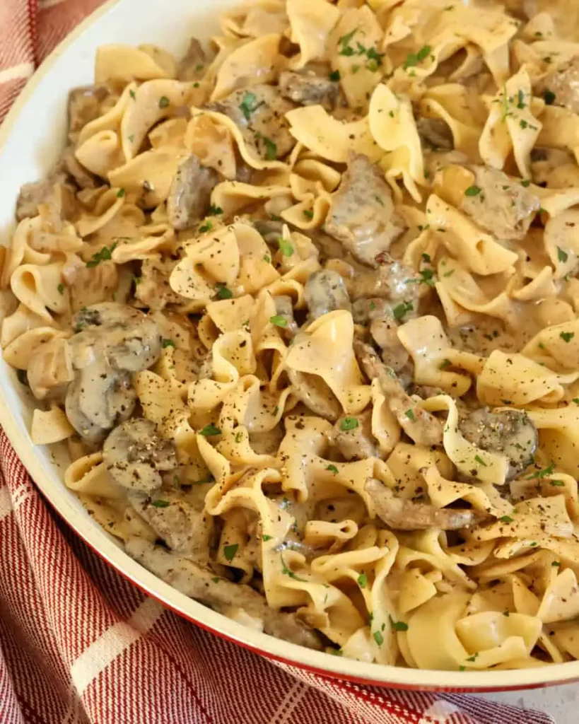 HOMEMADE KETO BEEF STROGANOFF