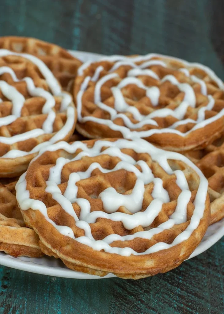 Keto Cinnamon Roll Chaffle