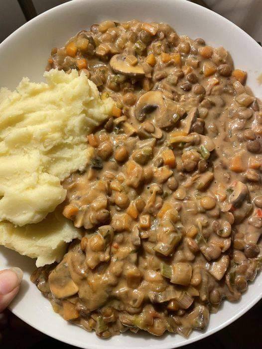 Vegan Lentil Stroganoff with Mushrooms and Mashed Potatoes