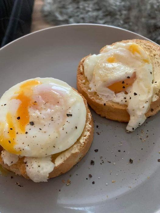 Air Fryer Poached Eggs